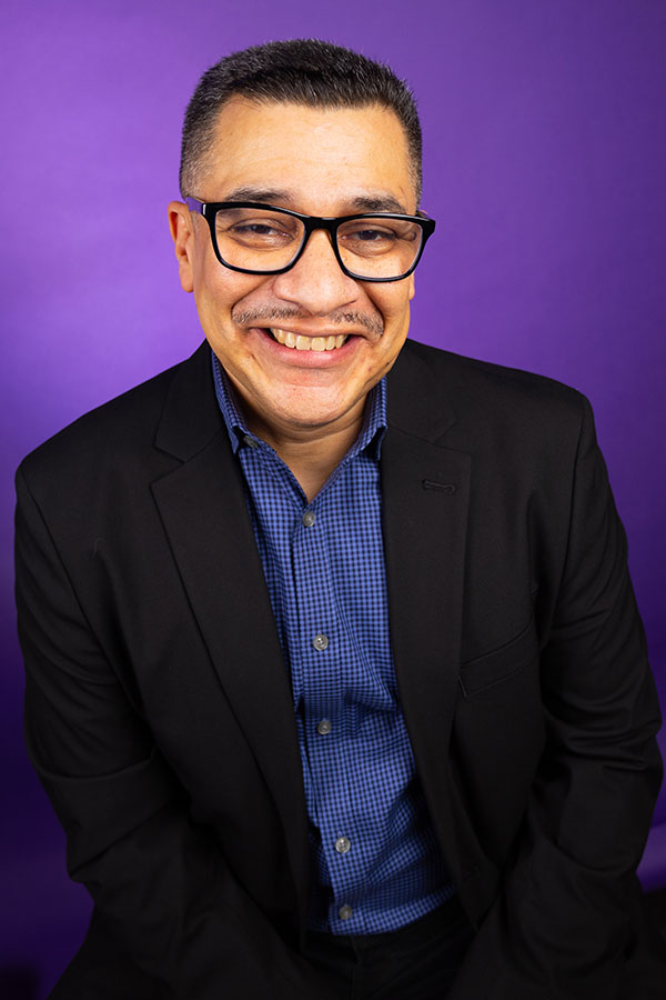 DJ Gil — Chicago wedding and event DJ at DJ-Chicago